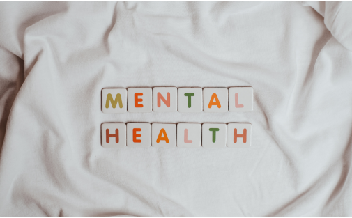Benessere mentale: tecniche semplici di mindfulness per ridurre lo stress quotidiano Benessere mentale: tecniche semplici di mindfulness per ridurre lo stress quotidiano